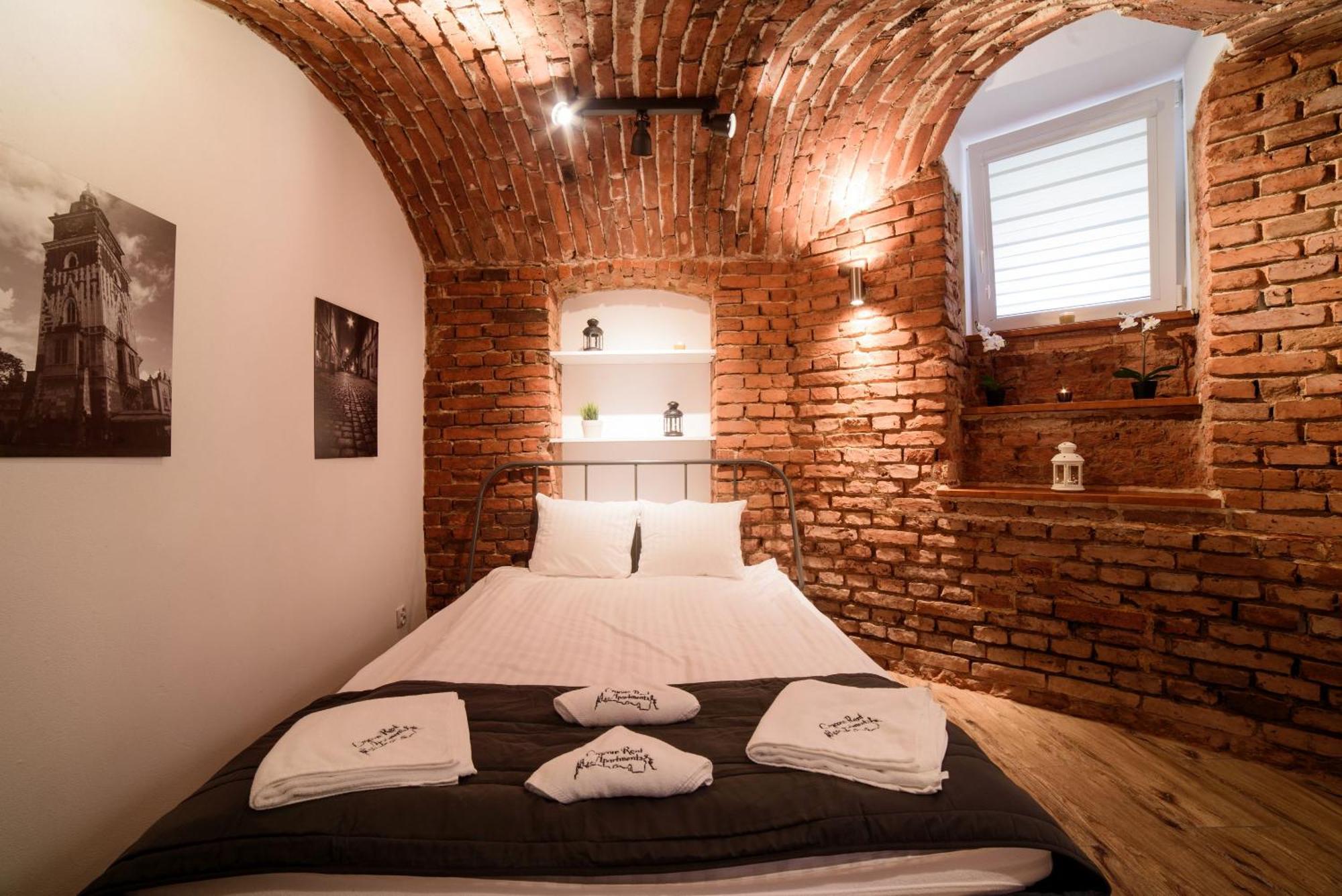 Cracow Rent Apartments - Spacious Apartments For 2-7 People In Quiet Area - Kolberga Street Nr 3 - 10 Min To Main Square By Foot Kraków Eksteriør billede