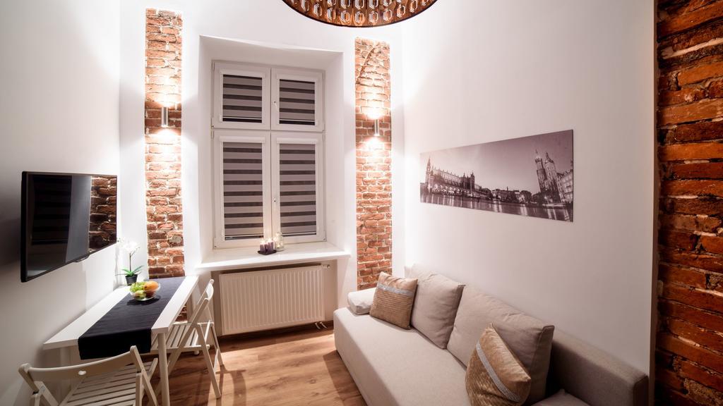 Cracow Rent Apartments - Spacious Apartments For 2-7 People In Quiet Area - Kolberga Street Nr 3 - 10 Min To Main Square By Foot Kraków Eksteriør billede