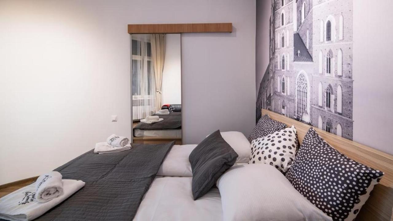 Cracow Rent Apartments - Spacious Apartments For 2-7 People In Quiet Area - Kolberga Street Nr 3 - 10 Min To Main Square By Foot Kraków Eksteriør billede